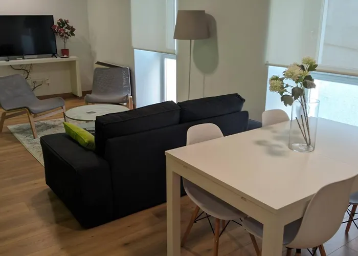 Piso En El Centro Para 4 Personas - Plaza Amboage - Wifi